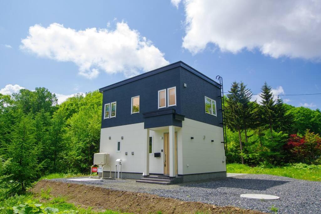 Furano Hidden Hill【Fhh】 Villa Kamifurano Exterior photo